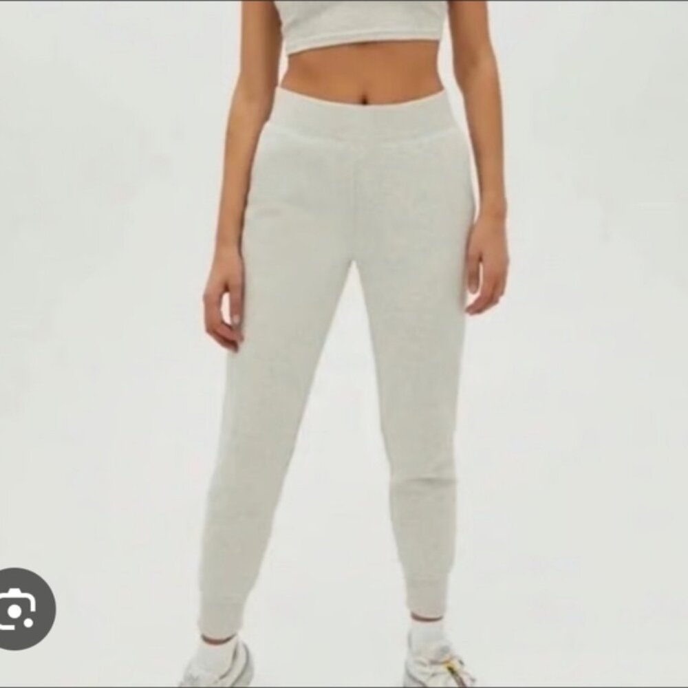 Aritzia Tna Cozy AF Light Grey Tapered Cotton Lounge Sweatpants M - Picture 1 of 8